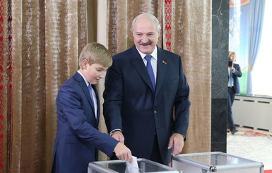 Чтобы побить рекорд на выборах, Лукашенко понадобилось меньше голосов