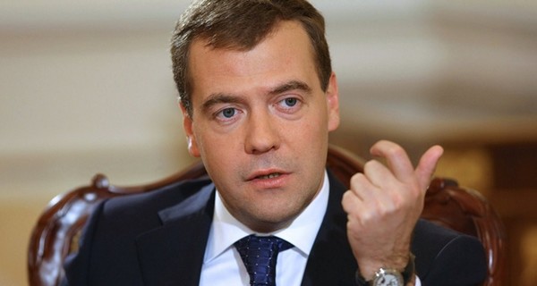 США отказались принять делегацию России во главе с Медведевым