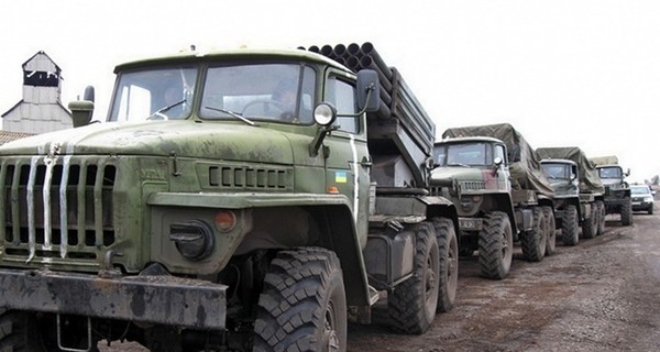 Украинские военные завершили первый этап отвода вооружения