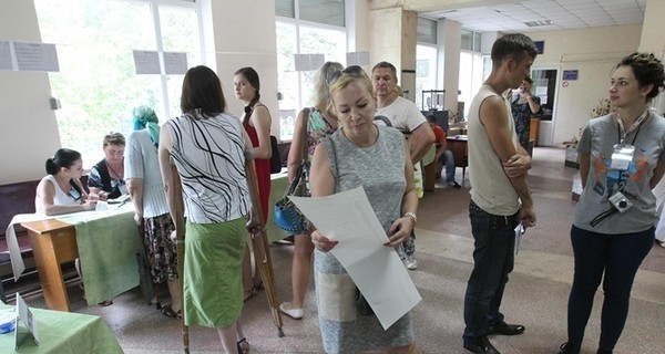 На Закарпатье выборы под угрозой срыва: все бюллетени недействительны