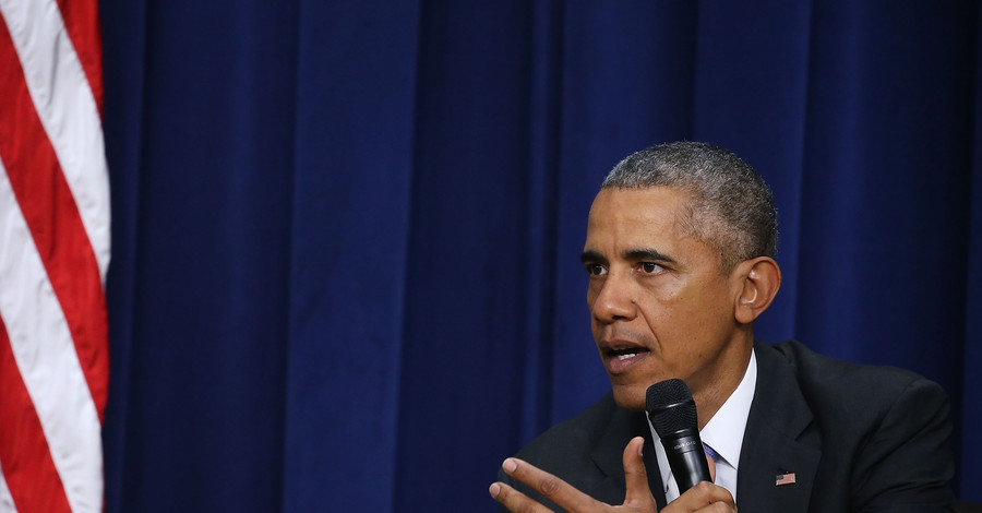 Обама ветировал законопроект о поставках оружия в Украину