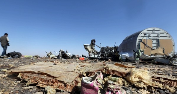 В Росавиации подтвердили версию о том, что самолет в Египте развалился в воздухе