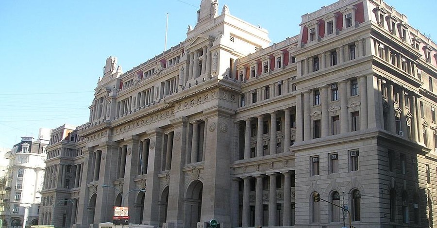 В Аргентине из-за бомбы эвакуировали Верховный суд