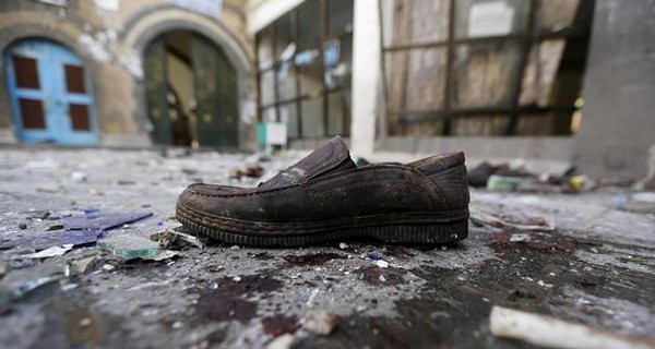 В мечети Йемена взорвалась бомба