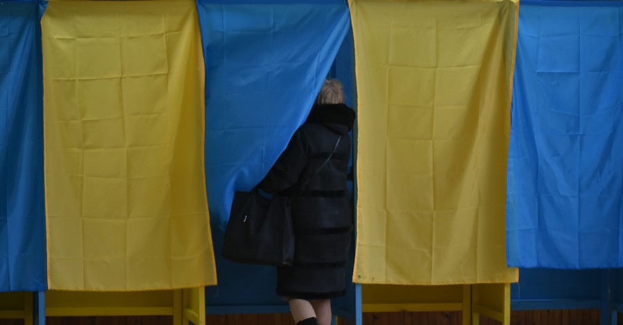 По результатам экзитпола победу во втором туре выборов мэра Днепропетровска одержал Александр Вилкул, получив 50,7% голосов