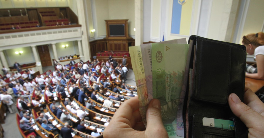 Как за два года изменились доходы лидеров Майдана