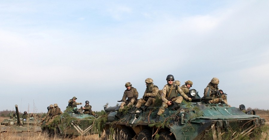 Украинских военных лишили права открывать ответный огонь в зоне АТО