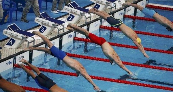 В  Эстонии на соревнованиях пловцы лишились пальцев