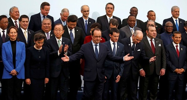 С кем встретились и о чем заявили лидеры на саммите в Париже