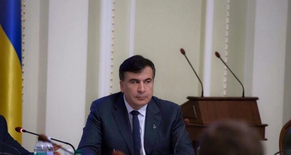 В Грузии Саакашвили лишают гражданства 