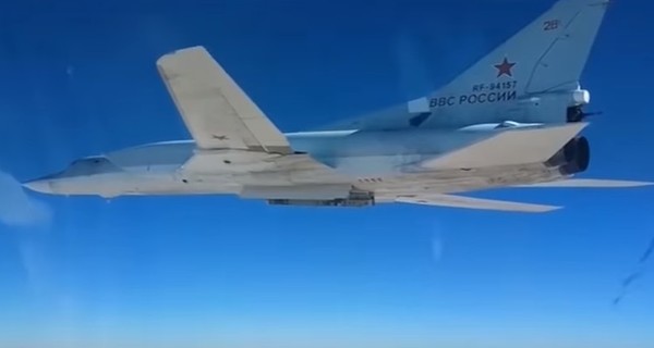 Минобороны РФ показало видео мощного авиаудара по экстремистам в Сирии 