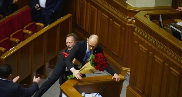 Порошенко поддержал исключение Барны из фракции