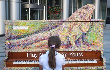 На улицах Одессы могут появиться красочные пианино