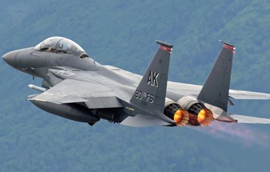 США отозвали из Турции 12 истребителей F-15