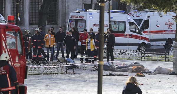 МИД Германии подтвердил гибель восьми немцев во время теракта в Стамбуле