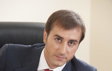 Народный депутат обвинил в покушении на себя бывшего тестя