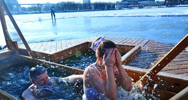 Места для крещенского купания в Киеве: святим воду и ныряем в прорубь 