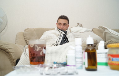 СЭС сообщил о снижении заболеваемости гриппом и простудой в Киеве 