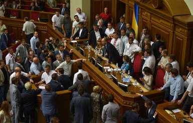 Эксперт: Референдум по Конституции обойдется госбюджету в один миллиард гривен