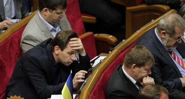 Советник Порошенко заявил об отставках в Кабмине уже в феврале 