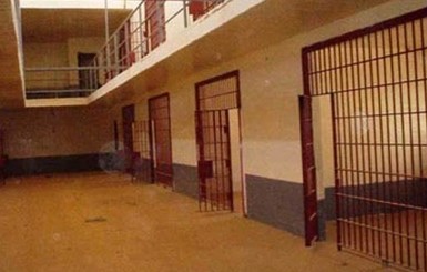 США обнародовали снимки пыток своих заключенных