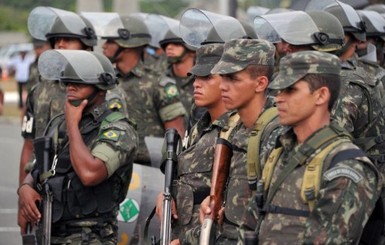 Бразилия бросила армию на борьбу с вирусом Зика