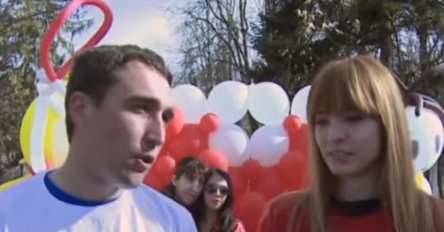 Влюбленные из Сербии побили рекорд на самый долгий поцелуй