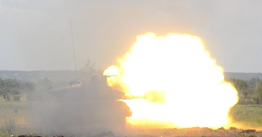 Эскалация конфликта в зоне АТО: взрывы в Донецке и обстрел Горловки  
