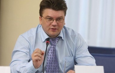 Жданов принял решение остаться в правительстве Яценюка
