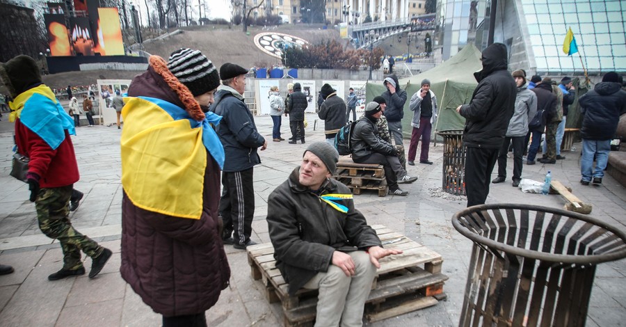 Участники "Майдана-3": Будем стоять до конца. Но не знаем какого…