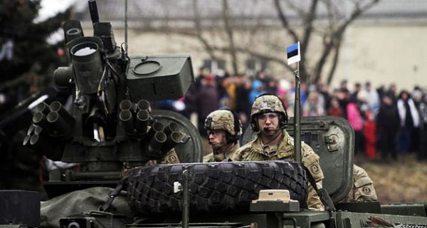 В НАТО заявили, что Россия подталкивает Альянс на усиление флангов 