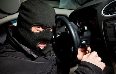 В Киеве грабителии требовали выкуп за украденное авто