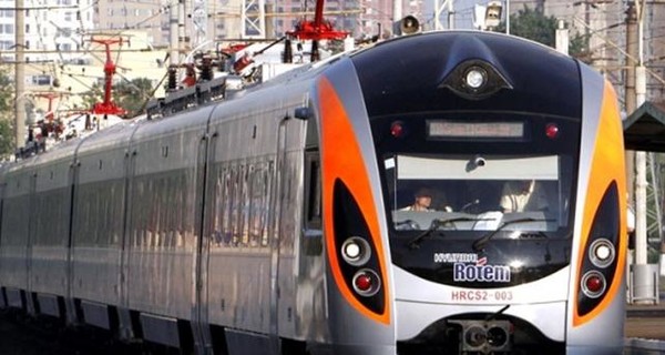 В Киеве поезд 