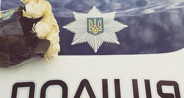 В Одессе водитель сбил полицейского, регулирующего движение на перекрестке   