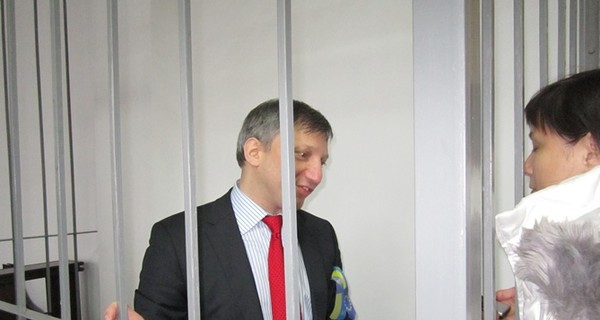 Андрей Слюсарчук в тюрьме играет в шахматы и диагностирует, как доктор Хаус