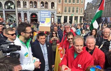 Климкин в Амстердаме открыл велопробег в поддержку Украины  