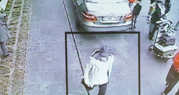 Обнародовано новое видео с подозреваемым в организации теракта в Брюсселе