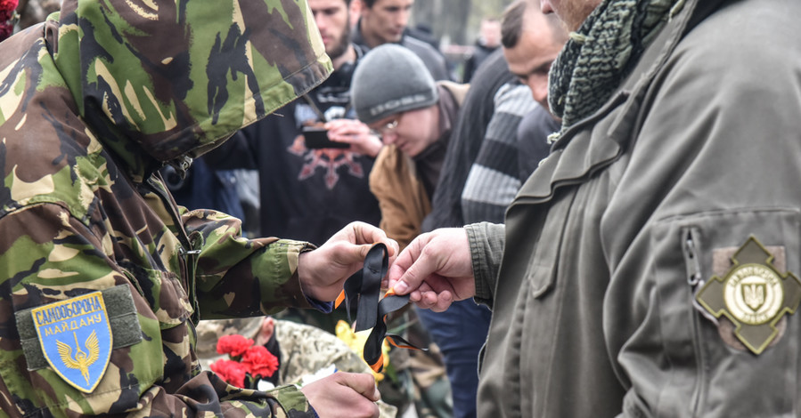 Годовщина Дня Освобождения в Одессе: драки на Алее Славы и Куликовом поле