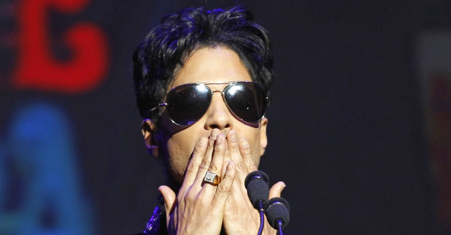 Скончался певец Prince