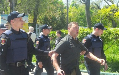 2 мая в Одессе: СМИ сообщают о 10 задержанных