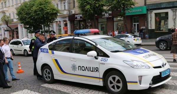 В Виннице полиция на пешеходном переходе сбила девушку
