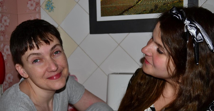 Савченко всю ночь говорила с подругой на кухне 