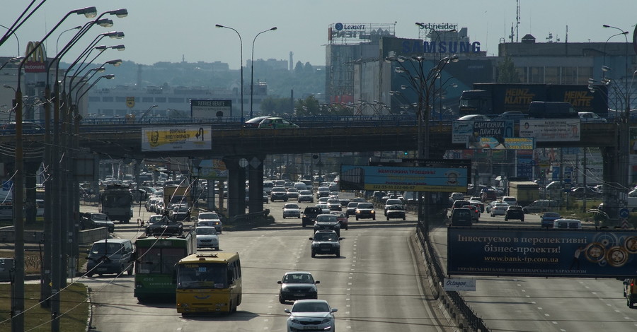 На День Киева городской транспорт изменит график работы