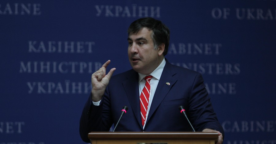 С кем Саакашвили поссорился за год у власти