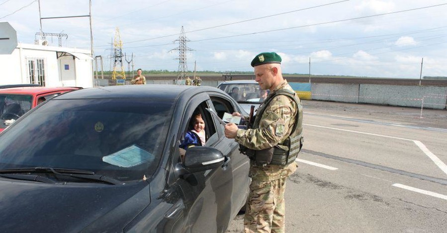 На границе с Польшей образовались огромные пробки