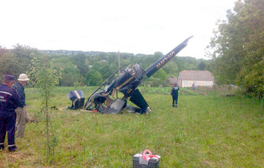 Опубликовано фото рухнувшего вертолета на Хмельнитчине 