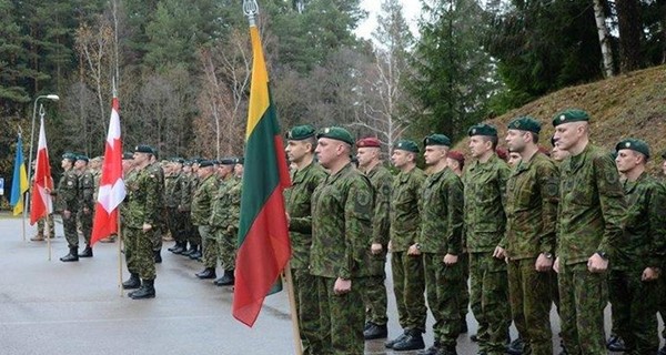 В Латвии начались учения НАТО 