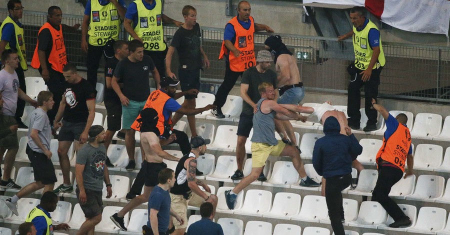 Евро-2016: новых грандиозных беспорядков ожидают уже 16 июня в Лансе