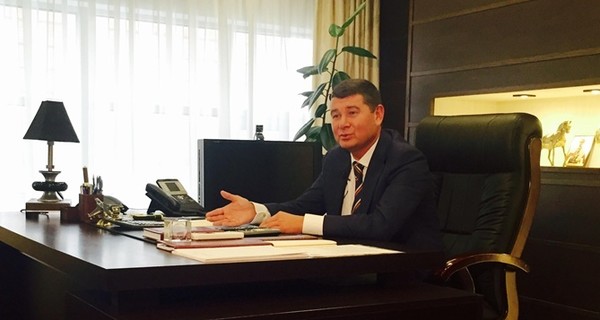 Луценко требует лишить Онищенко депутатской неприкосновенности