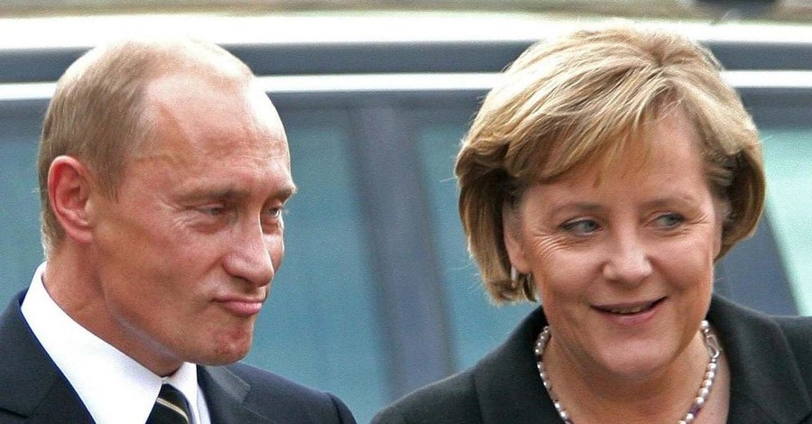 Путин и Меркель могут встретиться перед саммитом НАТО